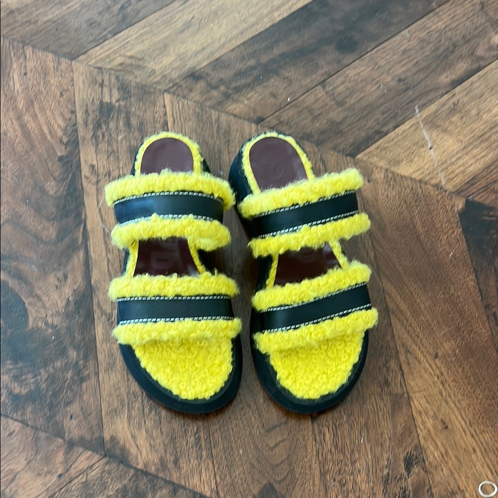 Staud Fuzzy Sandals (never worn)